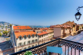 Charming air-conditioned apartment furnished balcony with sea view